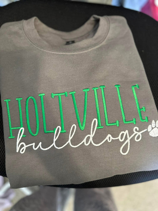 Gildan * Holtville Bulldogs Embroidered Sweatshirt